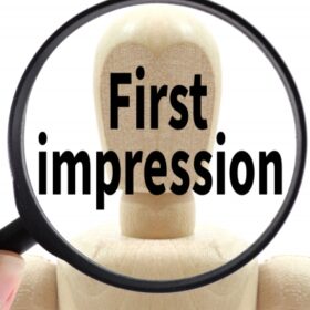 第一印象で損していませんか？ 自信がない男性の“落とし穴とは”